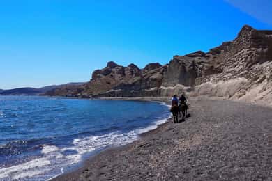 Santorini: Horseback Riding Tour on the Beach