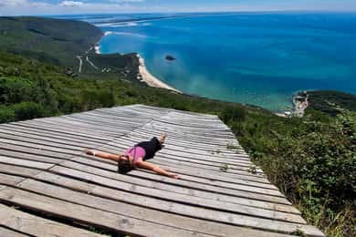 From Lisbon: Arrábida Day Tour & Wine Tasting