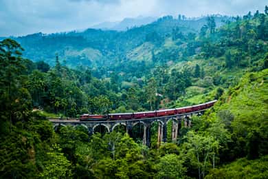 Ella: Second Class Scenic Train Ticket To/From Kandy