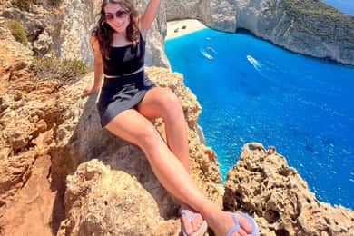 Zakynthos: Private Shipwreck & Blue Caves Tour by Land & Sea