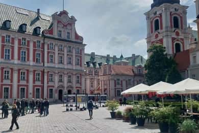 Poznań: Guidad cykel-/elcykeltur med lokala sevärdheter