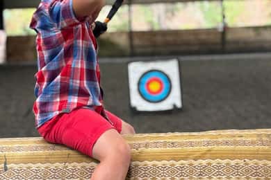 Somerset: Pengalaman Panahan Darat Bergaya Berkuda