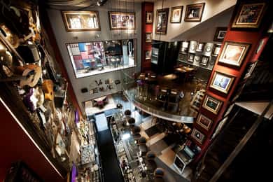 Brussels: Hard Rock Cafe with Set Menu for Lunch or Dinner