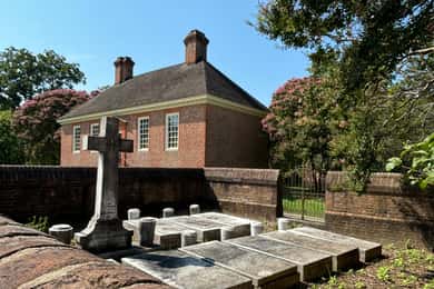 Death in Williamsburg: A Different Kind of Walking Tour