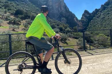 De Ronda: Via Verde de la Sierra Easy Cycling Tour