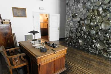 Small Group Schindler Factory and Ghetto Tour with Guide