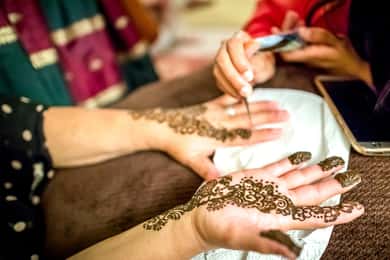Jaipur: experimenta el arte de la henna.