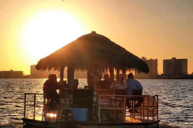Spiaggia di Clearwater: Crociera Tiki al tramonto