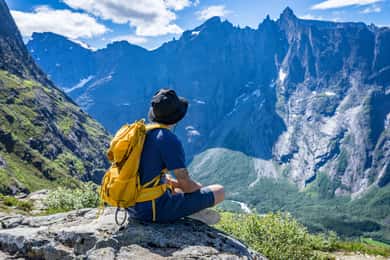 Andalsnes: Bike & Hike Abenteuer zum Litlefjellet Gipfel