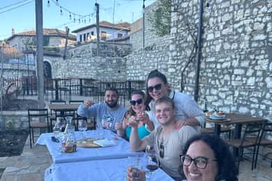 一日遊:聯合國教科文組織城市貝拉特與傳統午餐