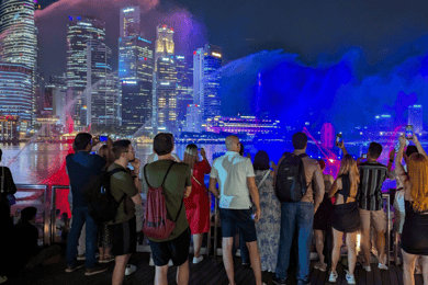 Singapur: Crucero por el río al atardecer y espectáculos de luces resplandecientes