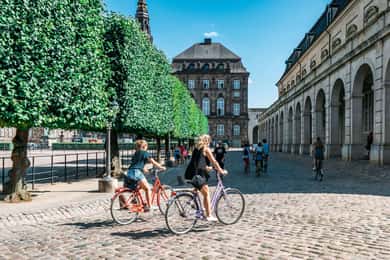Copenhagen: 3-hour Private Guided Bike Tour