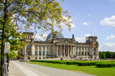 Berlin: Reichstag, plenum, Cupola & Government Tour