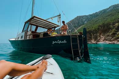 4h Private boat tour north coast of Mallorca