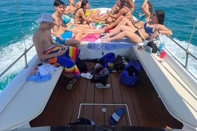 Gallipoli: Tour in barca di 3 ore con aperitivo, snorkeling, musica e sup