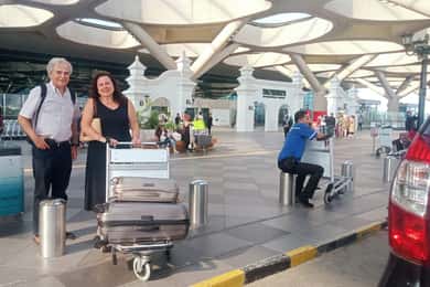 Semarang & Yogyakarta: Taxi, Shuttle, or Airport Transfer