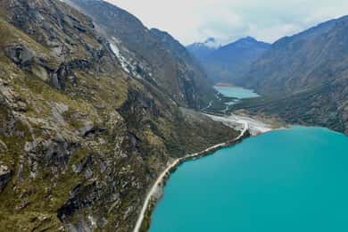 Huaraz: Hele dag Laguna Llanganuco + Yungay + Carhuaz
