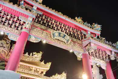 Yokohama: Chinatown Guided Walking Tour with Food Tasting