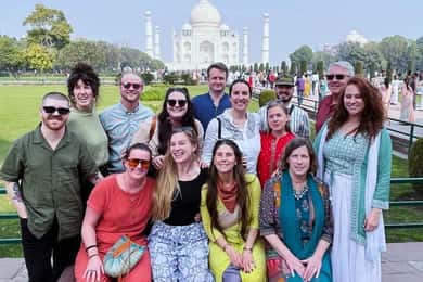 Desde Delhi: Taj Mahal al amanecer, Fuerte de Agra y Baby Taj en privado