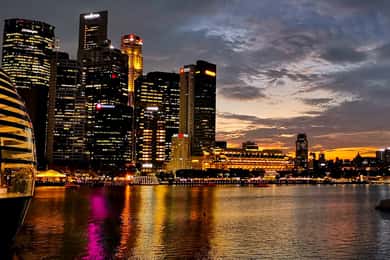 Singapur: Tour de la ciudad al atardecer en Kick Scooter