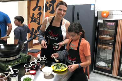 Chengdu: Cooking Class with Fresh Market Half Day Experience