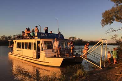 Longreach: Cruzeiro ao pôr do sol do Drover e jantar e show no Outback