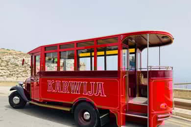 Malta: Privat chaufförsdriven veteranbuss