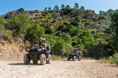 San Teodoro: Quad Tour mit Verkostung und Naturpools