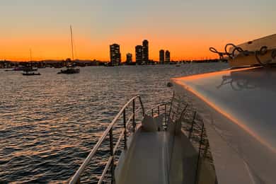 Gold Coast: Sunset Catamaran Cruise with Drinks & Snacks