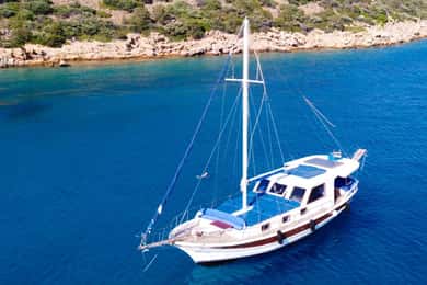 Bodrum: Private Boat Tour With Snorkeling And Lunch