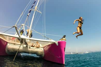 Côte d'Azur: Half-Day Coastline Catamaran Sailing Tour