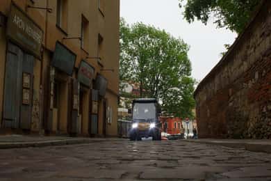 Cracow: Private City Highlights Sightseeing Car Tour