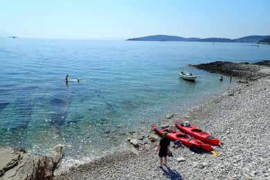 Lumbarda - Sunset Kayak Tour with a Picnic - Wine and Sweets