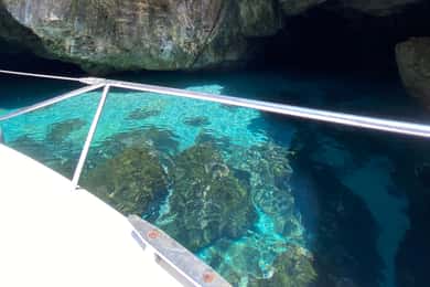 Trapani: Tour en barco por la isla de Marettimo y las cuevas marinas con almuerzo