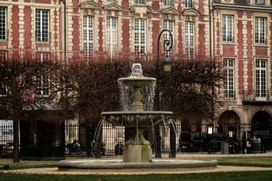 Marais: Intrigues of the French Kings Walking Tour