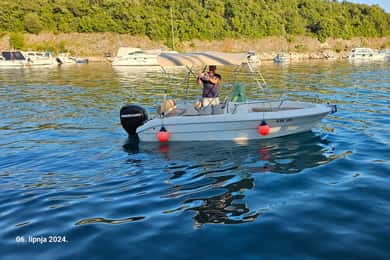 Otok Krk: Boot huren in Pinezići - PRIMUS 17 60pk