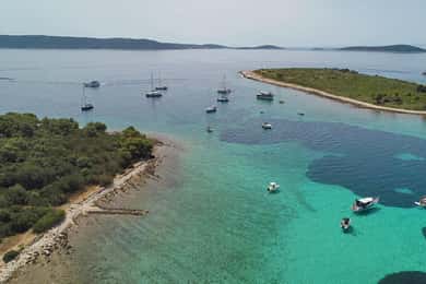 Trogir/Kaštela: Privat tur til Den Blå Lagune og 3 øer