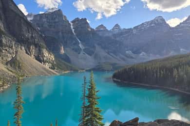 From Canmore/Banff:Moraine Lake & Lake Louise 1.5h per lake