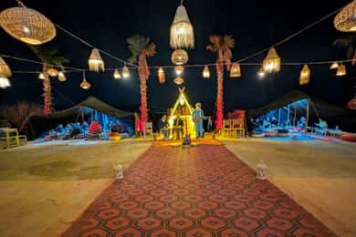Marrakech: Cena en el Desierto de Agafay con espectáculo