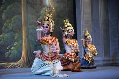 Siem Reap : Spectacle d'Apsara avec dîner et prise en charge à l'hôtel