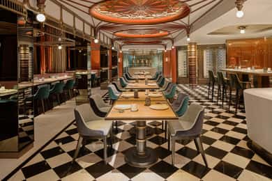 Bangkok: Jim Thompson, Un ristorante tailandese Pacchetti F&B