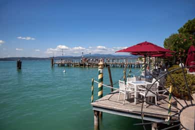 From Verona: tour of Lake Garda, Bardolino and Valpolicella!