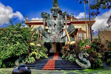 Ubud: templo, cascata, terraço de arroz, mercado e palácio