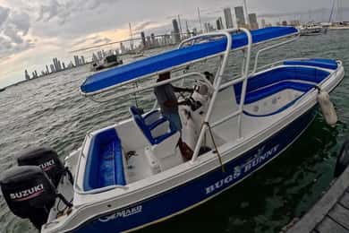 Cartagena: Rosario Islands VIP Tour by Luxury Sports Boat