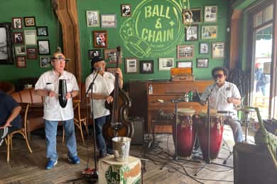 VIP Walking Tour of Little Havana