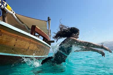 Matemwe: Mnemba Island Dolphin & Snorkeling Boat Trip