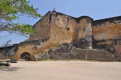 Mombasa: Day Tour with Haller Park and Fort Jesus