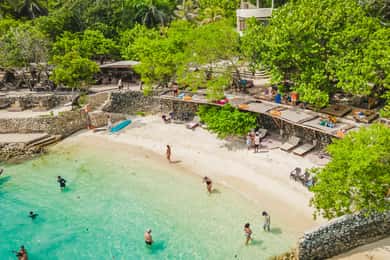 Cartagena: EXCLUSIVE Private Rosario Island with buffet