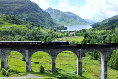 Desde Edimburgo: Viaducto de Glenfinnan, Glencoe y Excursión por las Highlands