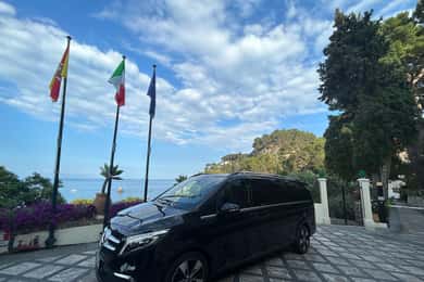 Traslado del/al aeropuerto de Catania a Taormina o ciudad vecina